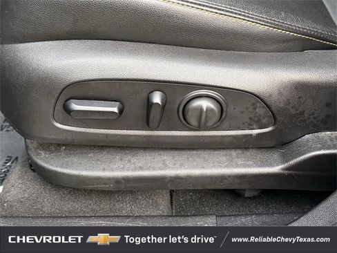 Used 2018 Chevrolet Equinox Premier image 32