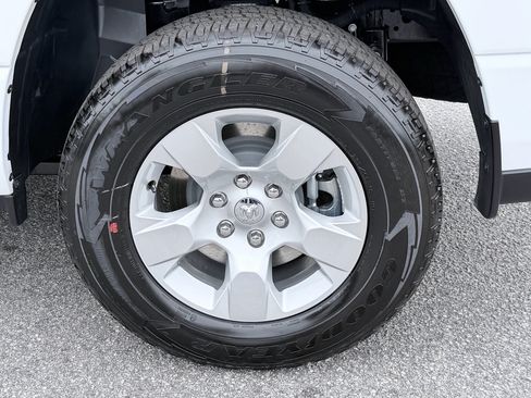New 2026 RAM 1500 Tradesman AWD/4WD image 34