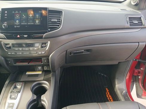 Used 2022 Honda Passport TrailSport image 16