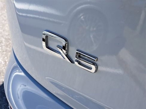 Used 2022 Audi Q5 2.0T Premium w/ Convenience Package image 5