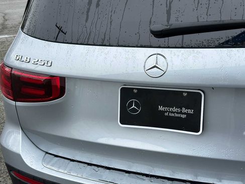 New 2026 Mercedes-Benz GLB 250 4MATIC image 13
