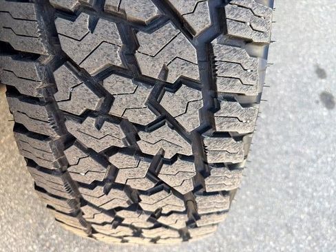 Used 2018 Nissan Titan PRO-4X image 11