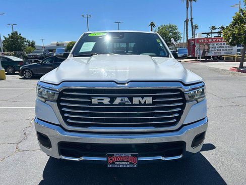 Used 2025 RAM 1500 Laramie AWD/4WD image 2