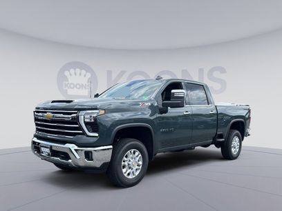 New 2025 Chevrolet Silverado 3500 LTZ w/ LTZ Convenience Package