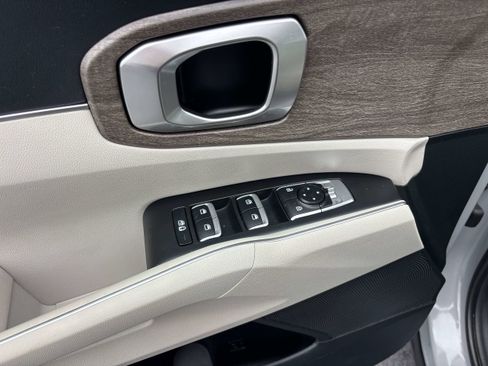 Used 2022 Kia Sorento S w/ Panoramic Sunroof Package image 20