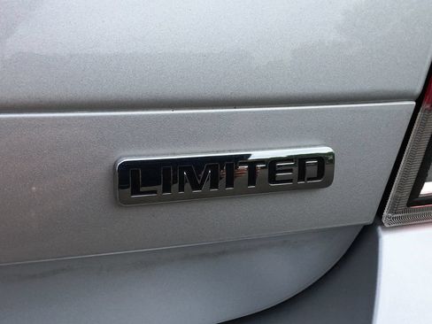Used 2014 Chevrolet Impala LT FWD image 7