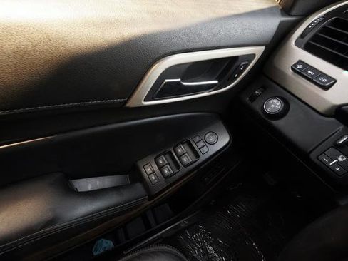 Used 2018 GMC Yukon Denali RWD image 26