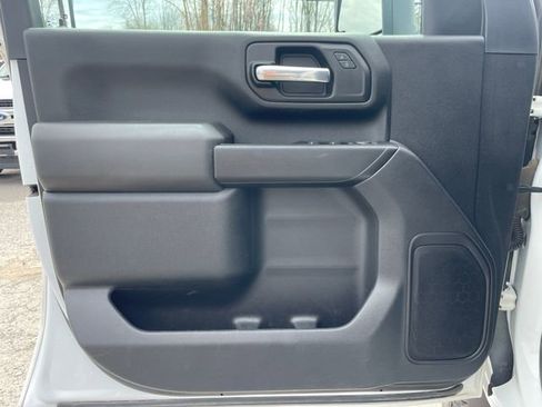 Used 2023 Chevrolet Silverado 2500 Custom w/ Gooseneck/5TH Wheel Package image 9