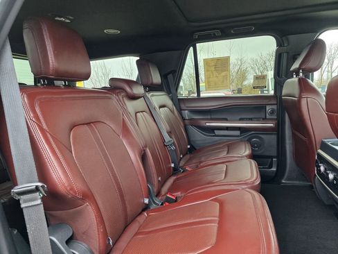 Used 2024 Ford Expedition Limited AWD/4WD image 38