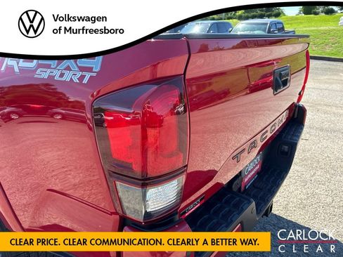 Used 2019 Toyota Tacoma TRD Sport w/ Technology Package AWD/4WD image 13