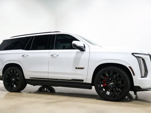 Used 2026 Cadillac Escalade V AWD/4WD image 72