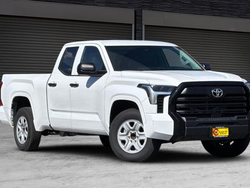 Used 2022 Toyota Tundra SR w/ SR Tow Package image 2