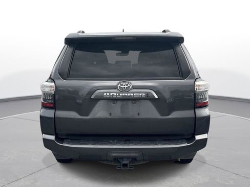 Used 2021 Toyota 4Runner SR5 AWD/4WD image 7