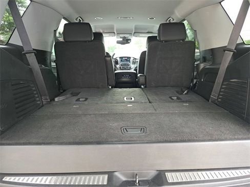 Used 2020 Chevrolet Tahoe LT image 14
