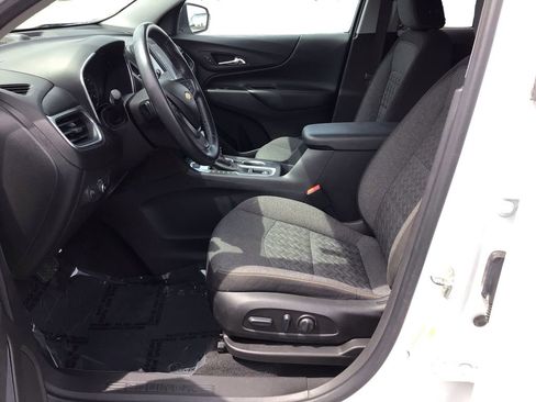 Used 2022 Chevrolet Equinox LT AWD/4WD image 9