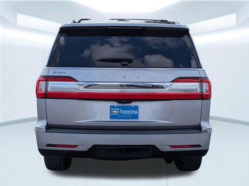 Used 2020 Lincoln Navigator Reserve w/ Luxury Package image 5