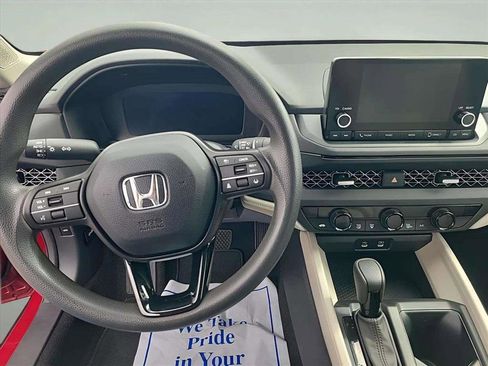 Used 2024 Honda Accord EX image 10
