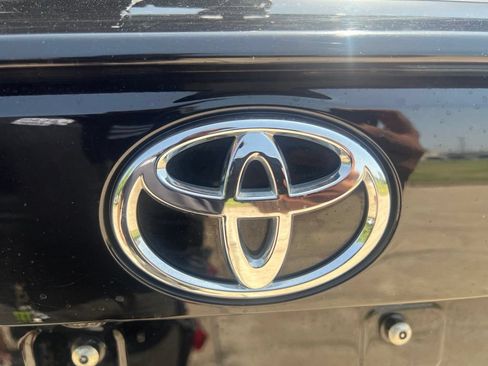 Used 2024 Toyota RAV4 Adventure AWD/4WD image 9