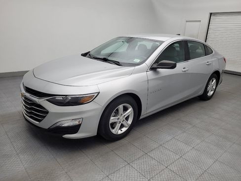Used 2020 Chevrolet Malibu LS w/ LPO, Convenience Package 1 FWD image 2