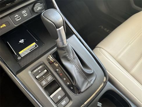 Used 2025 Honda CR-V EX-L image 15