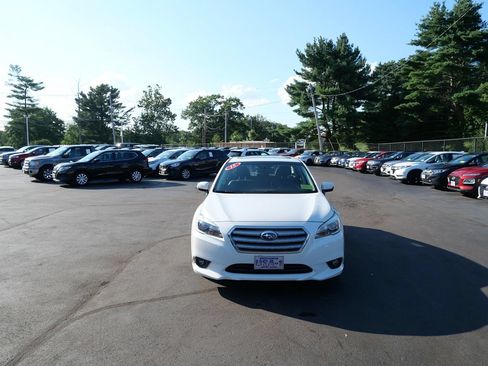 Used 2015 Subaru Legacy 2.5i Limited AWD/4WD image 3