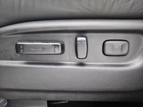 Certified 2024 Honda Passport EX-L image 40