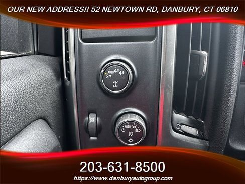 Used 2017 Chevrolet Silverado 1500 LT w/ Rally 2 Edition AWD/4WD image 11