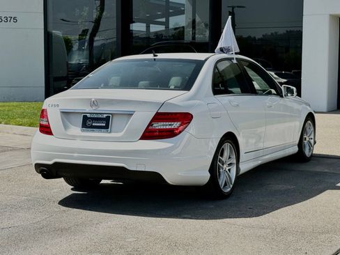 Used 2013 Mercedes-Benz C 250 Sedan image 15