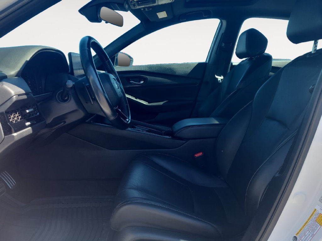 Used 2023 Honda Accord Sport image 9