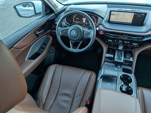 Used 2023 Acura MDX SH-AWD w/ Technology Package image 9