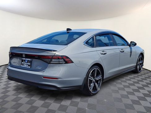 Used 2025 Honda Accord Sport image 7
