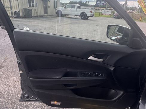Used 2011 Honda Accord LX image 11