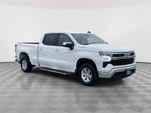 Used 2022 Chevrolet Silverado 1500 LT image 5