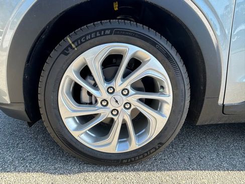 New 2027 Chevrolet Bolt LT image 10