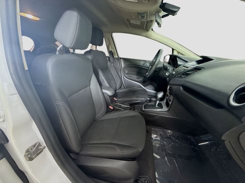 Used 2018 Ford Fiesta SE image 28