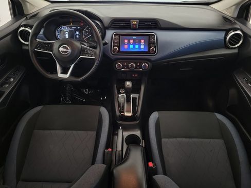 Used 2025 Nissan Versa SV FWD image 11