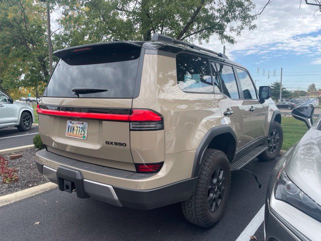 Used 2025 Lexus GX 550 AWD/4WD image 6