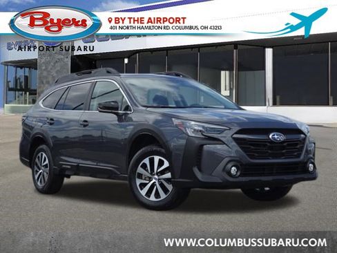 Certified 2025 Subaru Outback Premium w/ Popular Package #1 AWD/4WD image 1