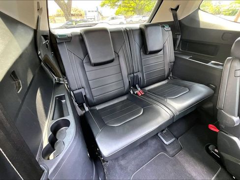 Used 2023 Volkswagen Atlas SEL Premium AWD/4WD image 30