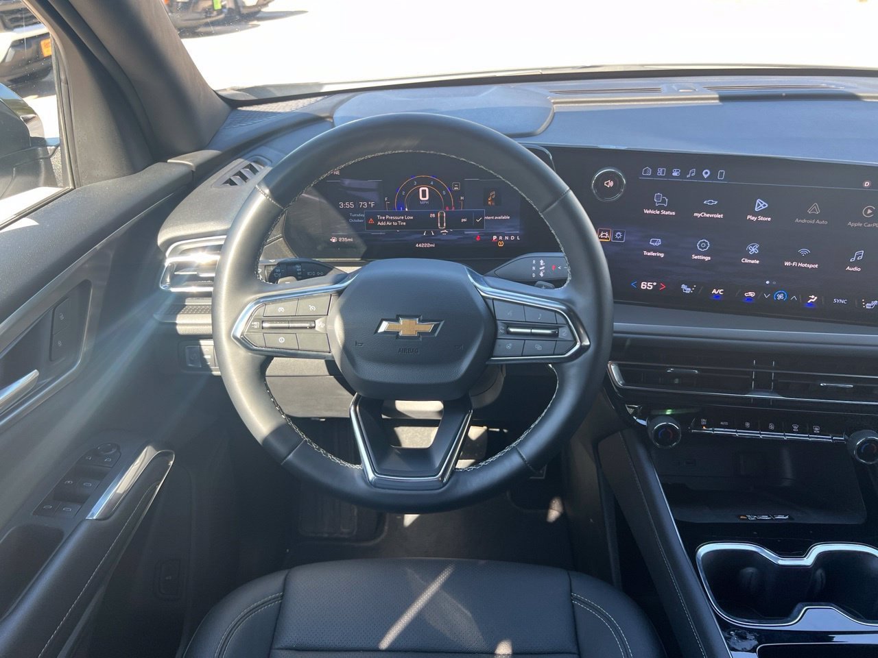 Used 2026 Chevrolet Traverse LT FWD image 14