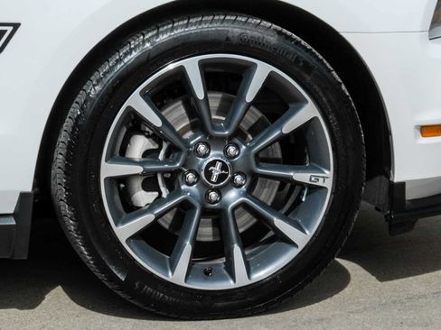 Used 2012 Ford Mustang GT Premium image 53