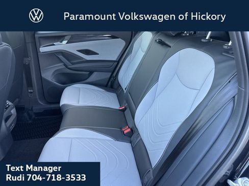 New 2026 Volkswagen Tiguan SE R-Line FWD image 14