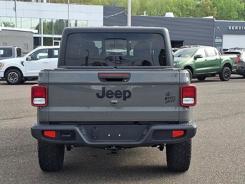 Used 2022 Jeep Gladiator Sport image 5
