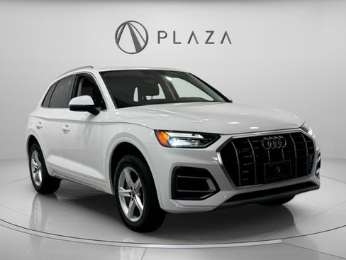 Certified 2023 Audi Q5 2.0T Premium w/ Convenience Package image 7