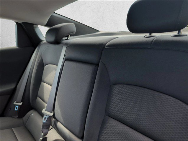 Used 2025 Chevrolet Malibu LT FWD image 18