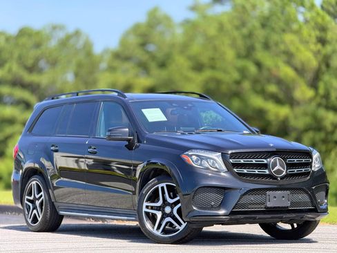 Used 2017 Mercedes-Benz GLS 550 4MATIC w/ Driver Assistance Package image 5