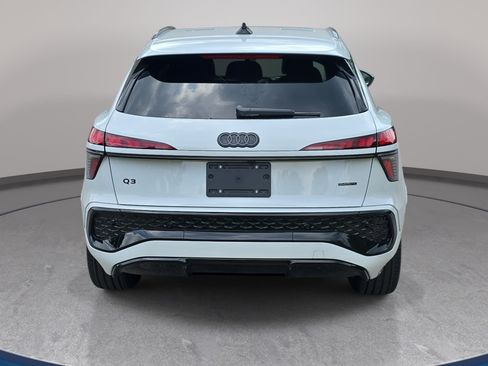New 2026 Audi Q3 quattro 2.0T AWD/4WD image 7