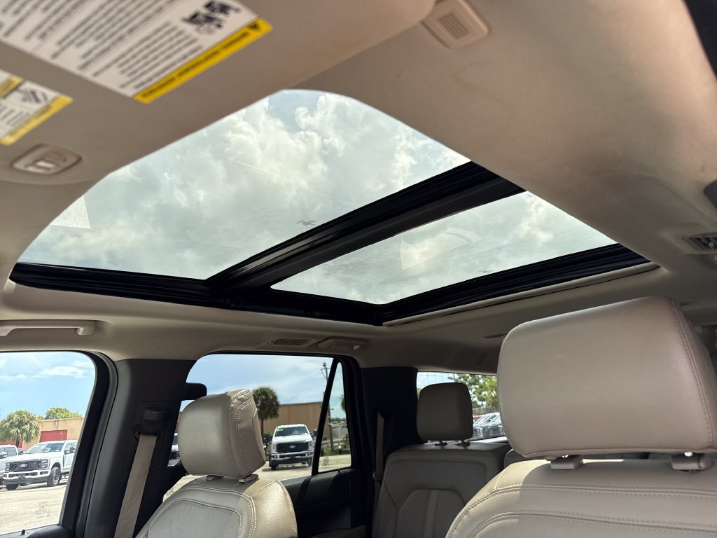 Certified 2019 Ford Expedition Max Limited RWD image 8