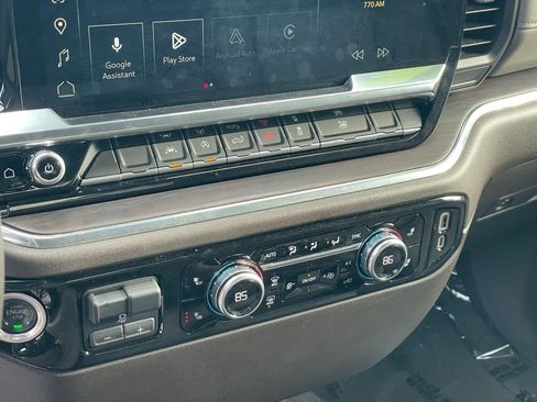 Used 2025 GMC Sierra 1500 SLT image 20