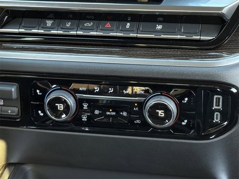 Certified 2025 Chevrolet Silverado 3500 LT image 18